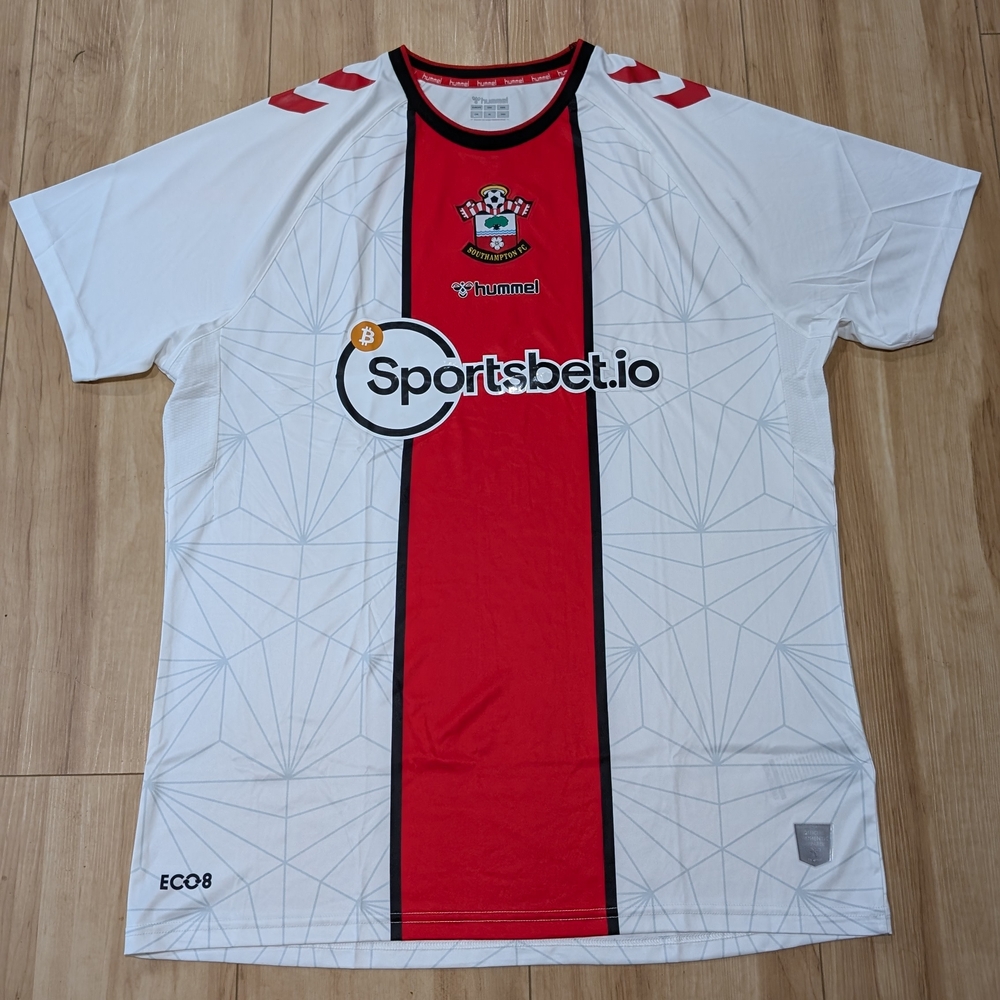 Southampton FC Home 22/23 Jersey - Hummel - New Never Worn